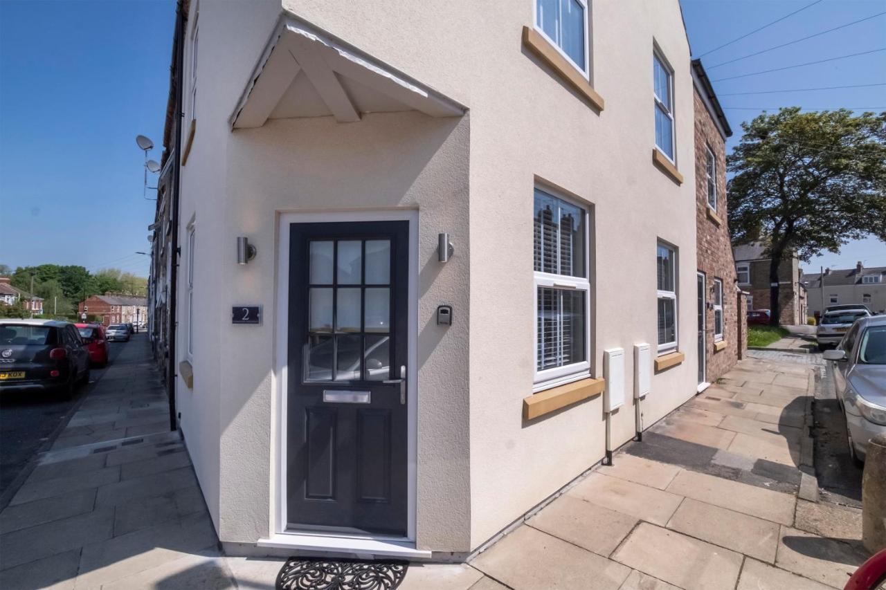 Livingstone Street With Free Parking Apartment York